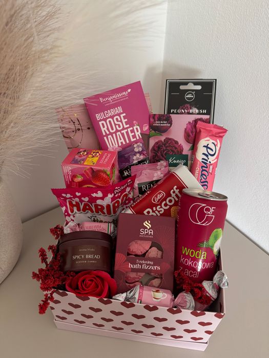 Box prezentowy, gotowy prezent