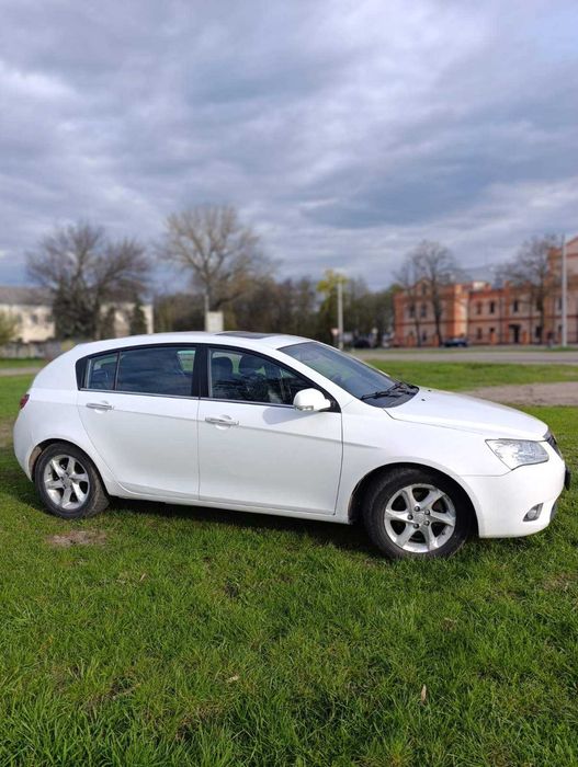 Продам Geely Emgrand EC7-RV