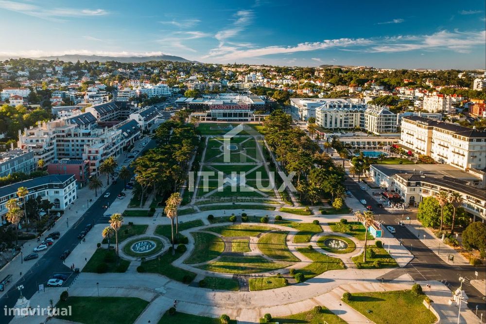 T2 na Av. de Biarritz, Monte Estoril – junto à praia