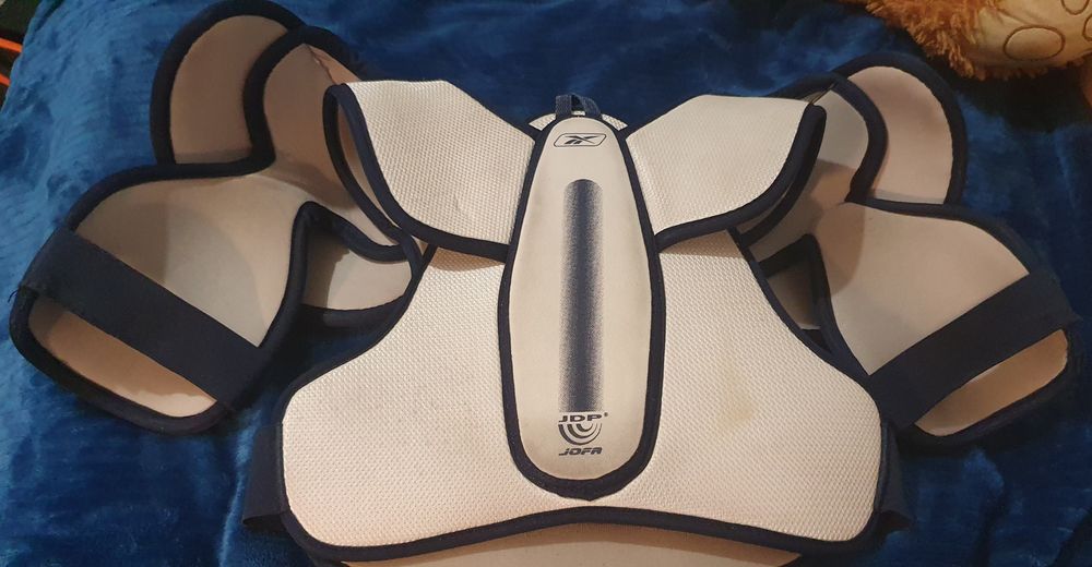 Хокейне спорядження,нагрудник,захист хокейний JOFA,хокейні наколінники