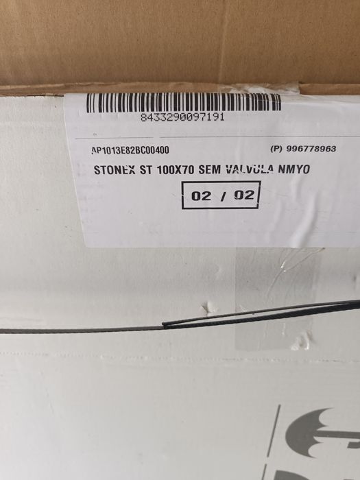 Vendo conjunto Base e cabine duche em caixa