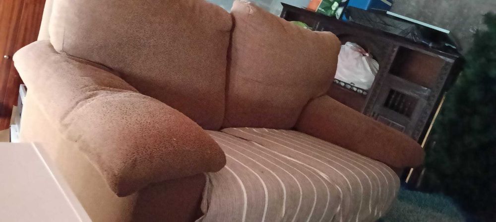 Sofá 2 lugares usado