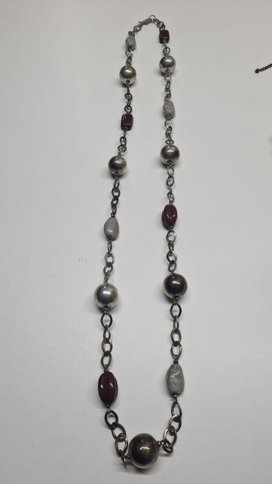 Colares variados de mulher