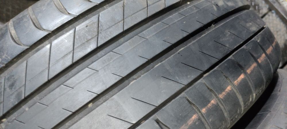 Pneus 255/50/19 semi novos