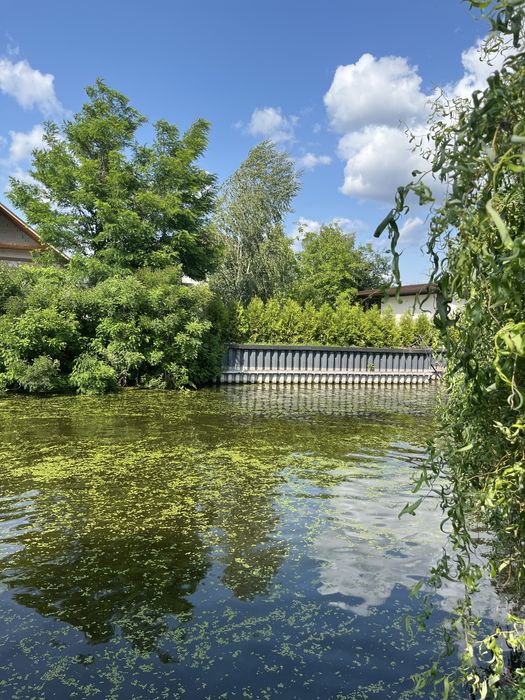 Осокорки. Обмін на квартиру!Будинок з виходом на озеро Святище!