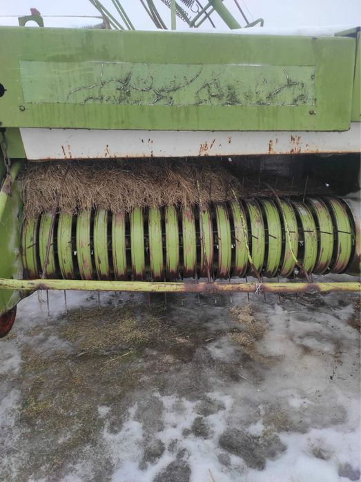 Продам прес-підбирач Фортшріт