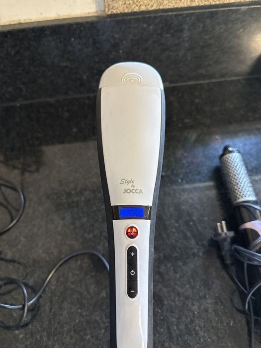 Modelador cabelo Philips e escova Jocca