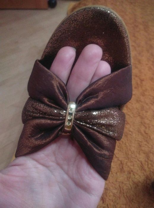 Босоножки шлепки "nila&nila" 38-39(Италия)