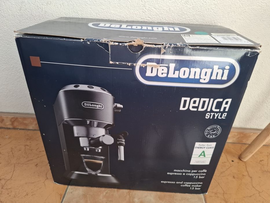 Ekspres do kawy kolbowy delonghi