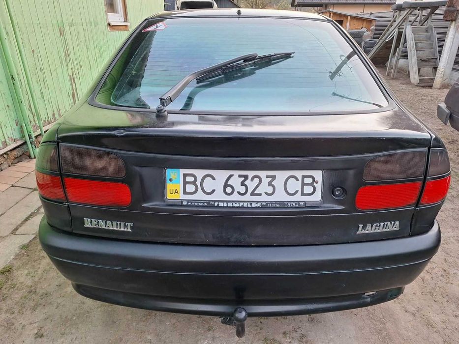 Продам Renault Laguna 2.0 бензин 94