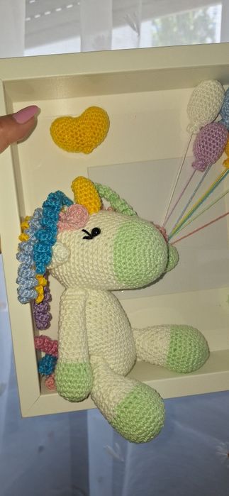 Moldura com unicórnio  amigurumi
