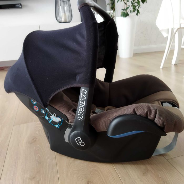 Fotelik nosidełko Maxi Cosi