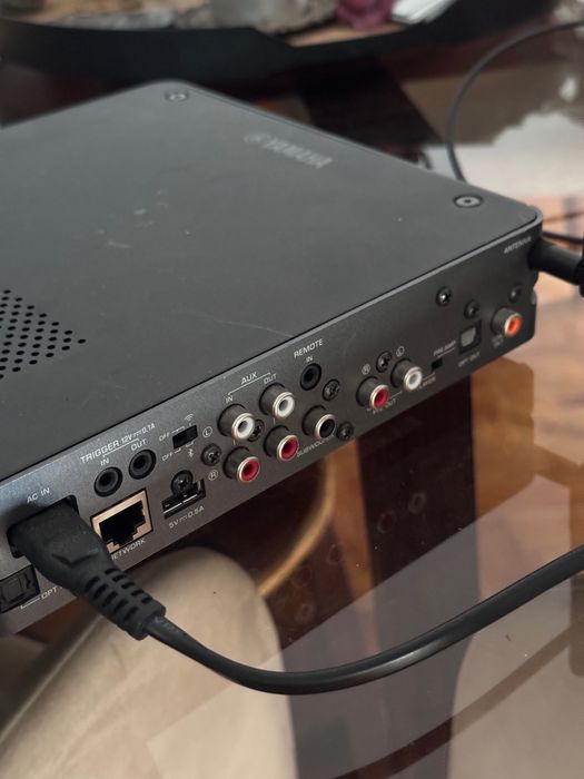 Wireless net streamer + amp Yamaha WXC-50