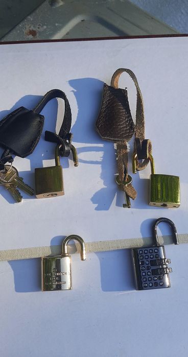 Замочки  до сумок    .