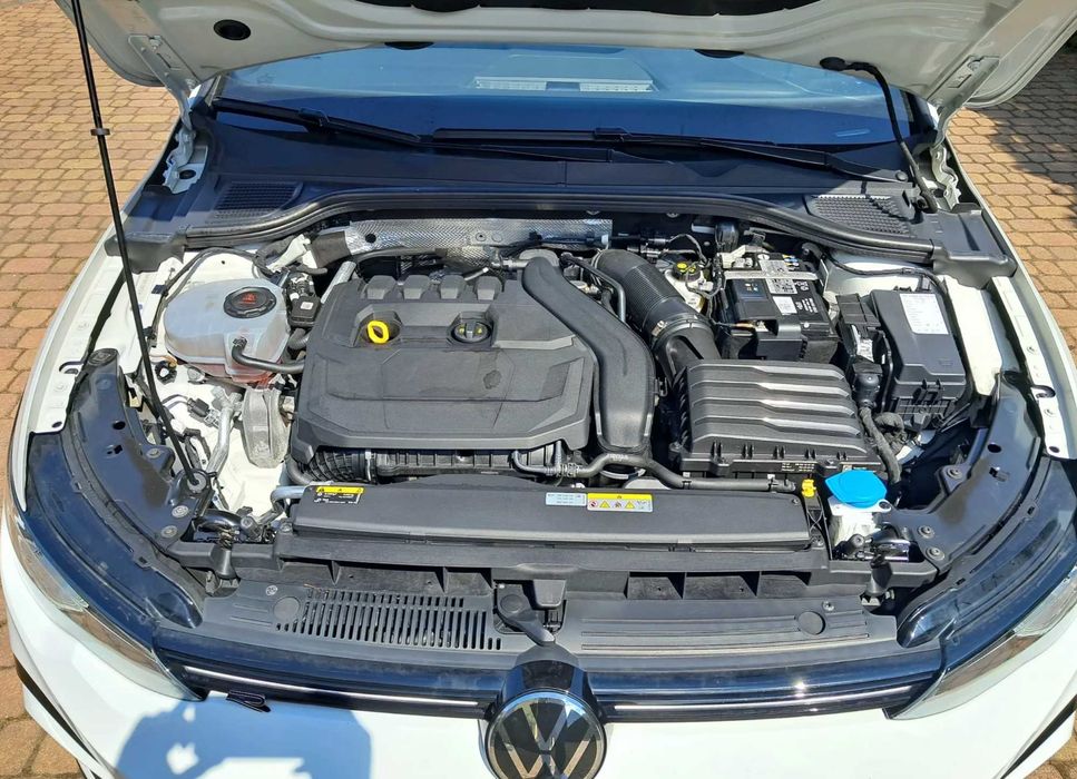 Volkswagen Golf VIII 8 Бампер Передній Р лайн Звичайний