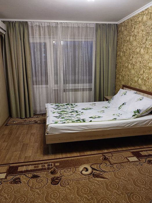 Аренда подобово квартира Критий ринок, Хозяйка