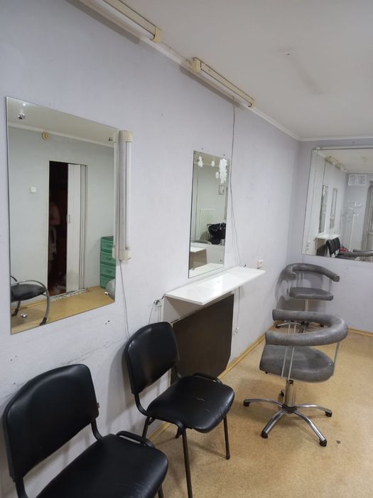 Сдам парикмахерскую