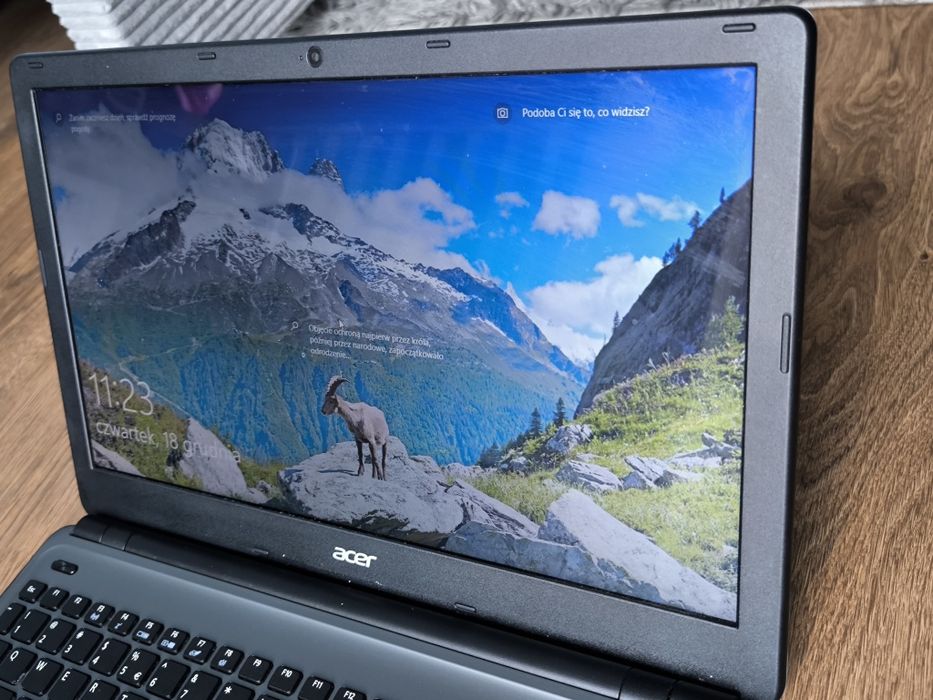 Laptop Acer dwie karty graficzne 8gb ram 15.6
