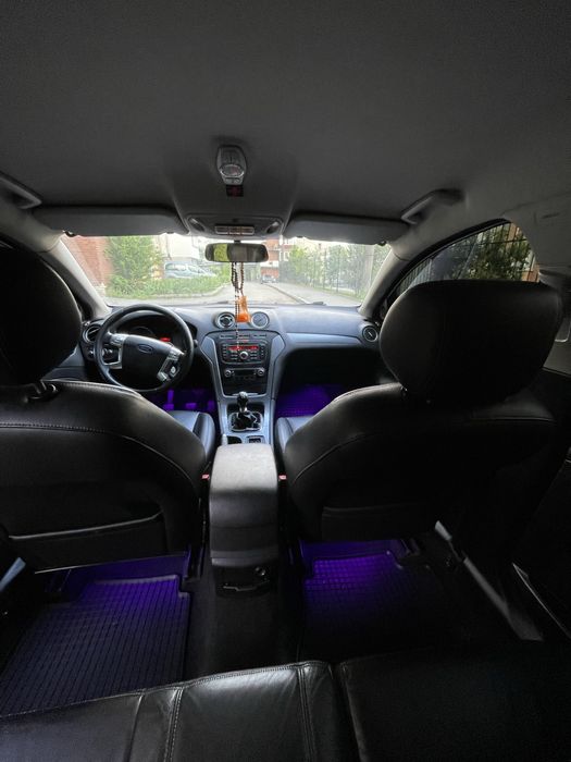 Продам Ford 2.0 2011p