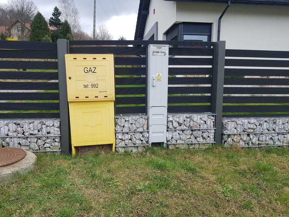 Zabudowa, osłona na licznik gazowy, elektryczny.