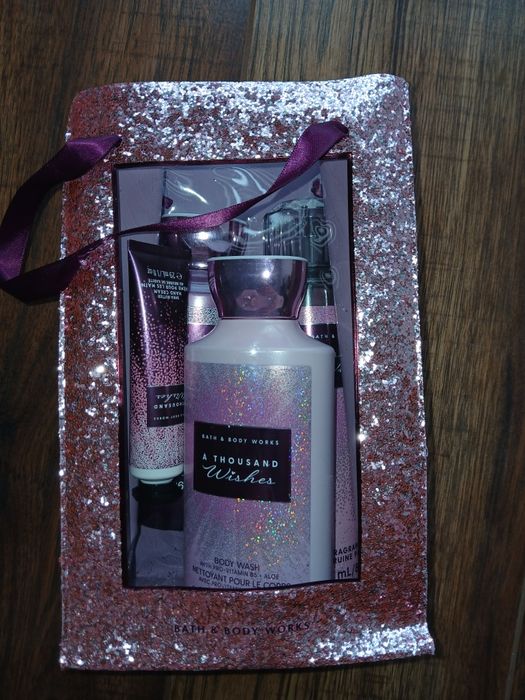 Bath & body works a thousand wishes