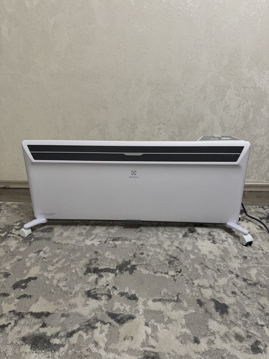 Конвектор Electrolux ECH/AGI-3000