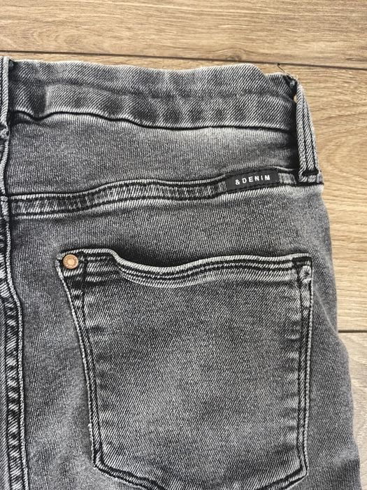Damskie dżinsy Denim super skinny 38