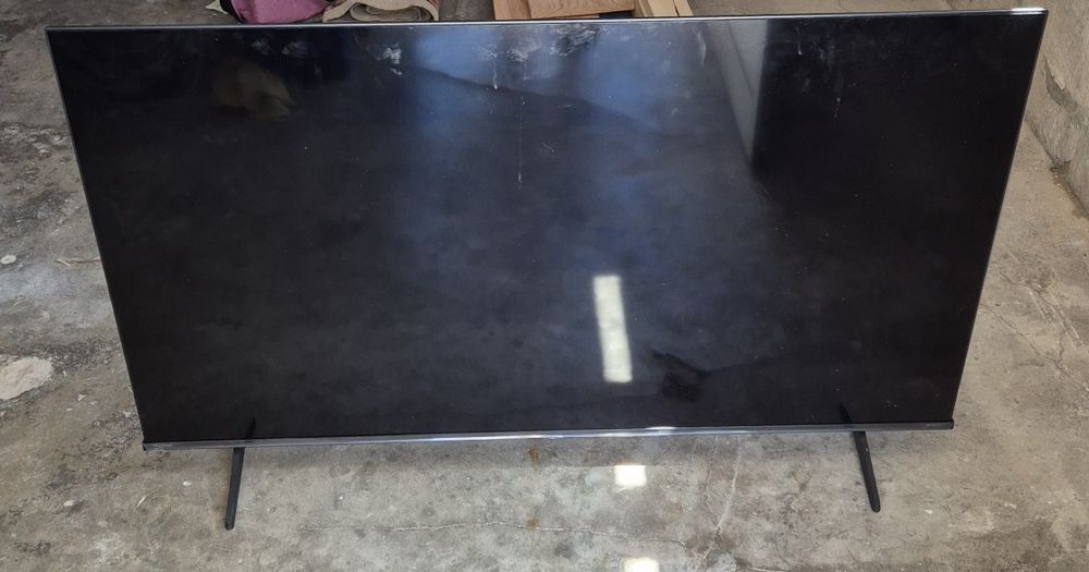 TV hisense 55 peças