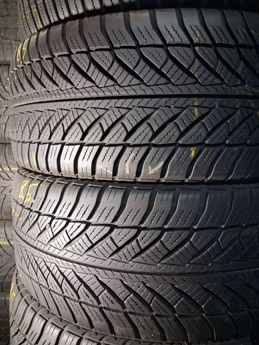 245/45 R18 Goodyaer ultra grip Perfomance шини бу зима КОМПЛЕКТ