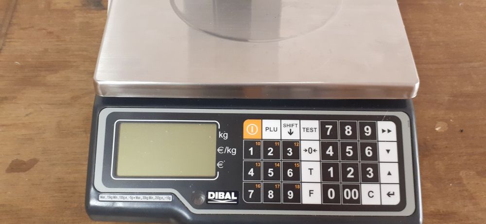 Vendo balança com bateria