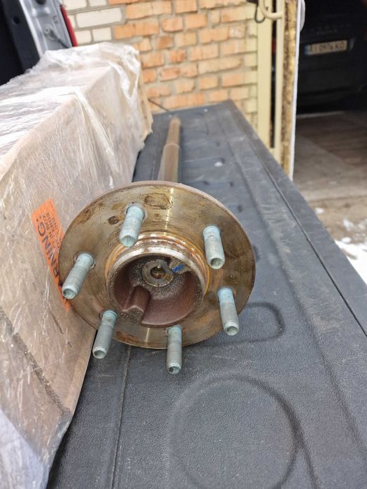 Полуось Форд Ф150 2018 года