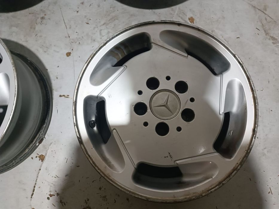 Jantes 15 Polegadas Mercedes455862893517875204