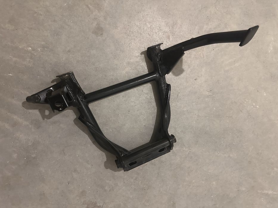 Descansos central e lateral Honda Forza 750