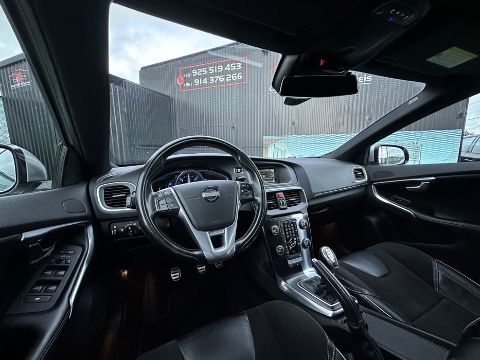 Volvo V40 1.6 D ‘ R-Design ‘   GARANTIA