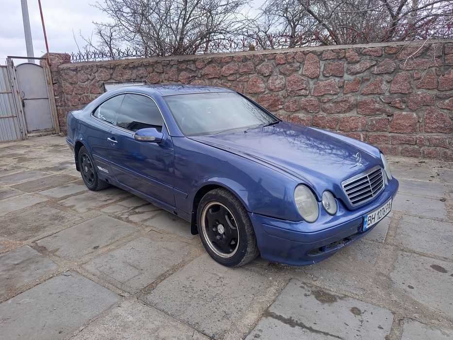 Мерседес CLK 200