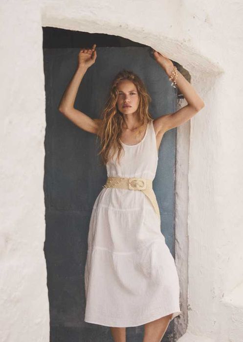 Ніжна романтична сукня, плаття, сарафан Mango