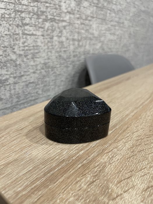 Скринька коробка футляр для кільця чи сережок