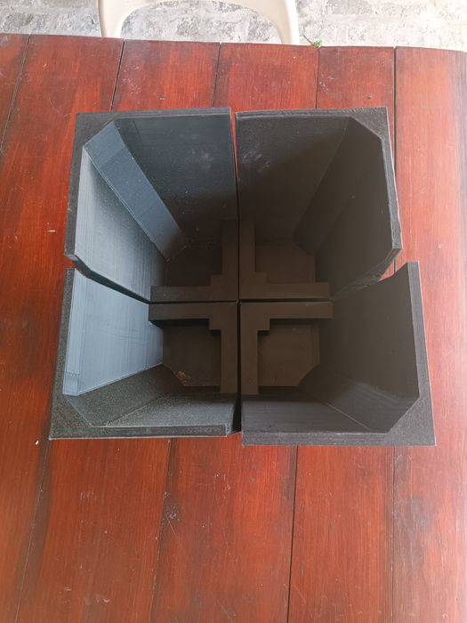 Molde para base deck de cimento.