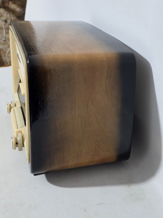 Rádio antigo reparado Nordmende