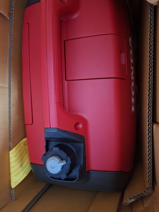 SPRZEDAM AGREGAD prodotworczy Honda Eu 221 nowy