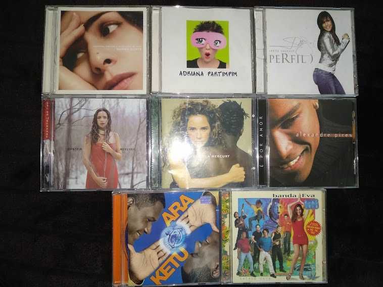 Vários CDs dos anos 90