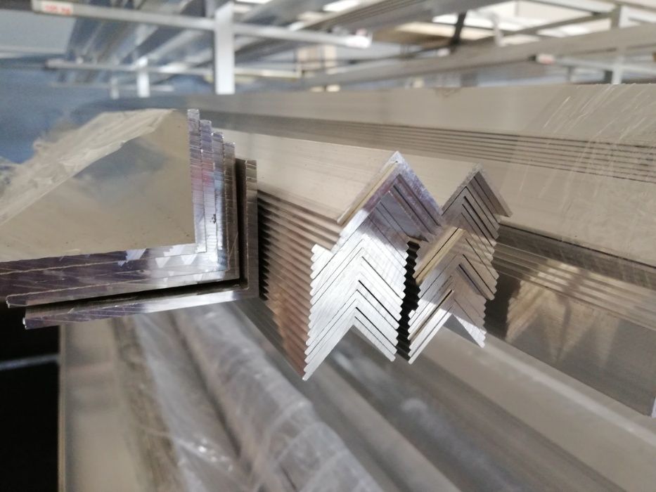 NAROŻNIK ALUMINIOWY 40X40X2 kątownik winklówka winkiel