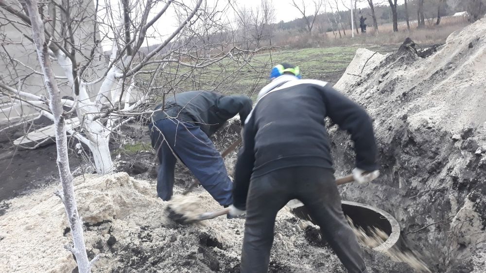 Сливная яма выгребная кольца