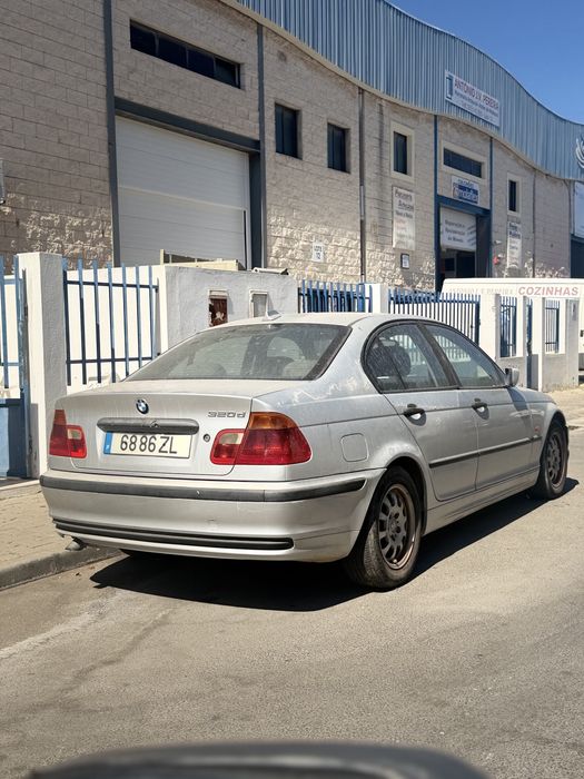 Bmw 320D 136 cv  (bomba injetora)