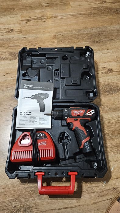 Wiertarko-wkrętarka Milwaukee M12 Oryginał Zestaw Kompletny