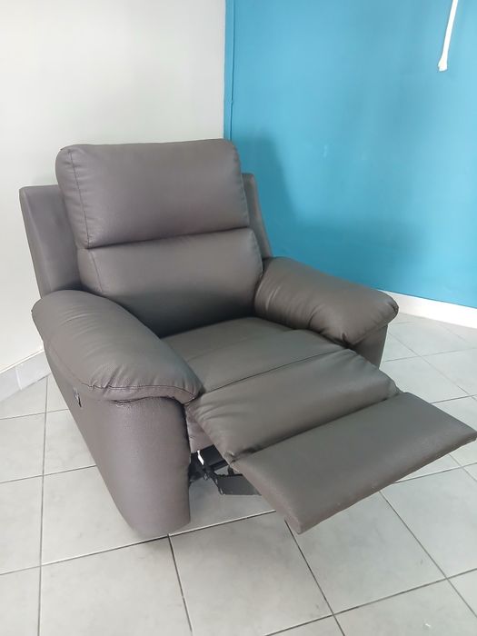 Poltrona com chaise long