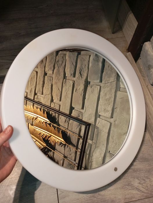 Lustro LED wiszące okrągłe w białej ramie 45cm