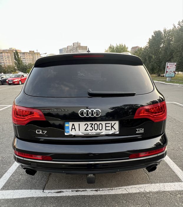 Продається Audi Q7