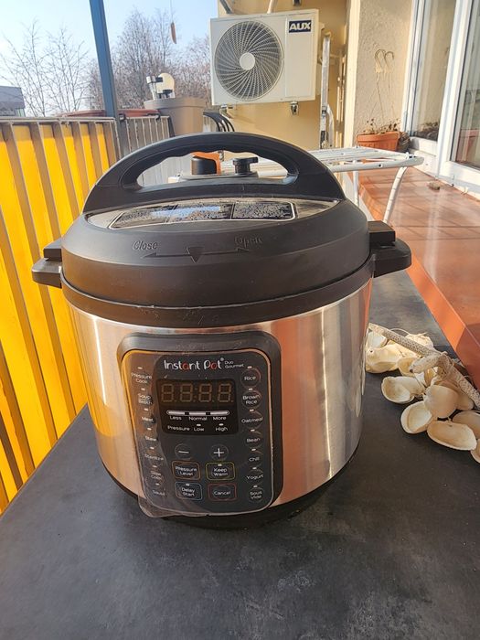 Multicooker Instant Pot