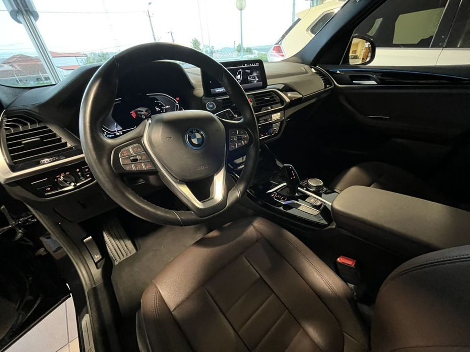 BMW iX3 Inspiring foto 5
